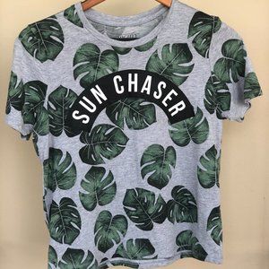 Migthy Fine Brand Women’s Juniors Sun Chaser Graphic-Print T-Shirt top Size S